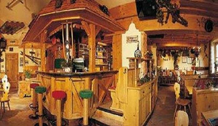 Hotel Garni - Restaurant Kaminstube Sankt Anton am Arlberg Exterior photo