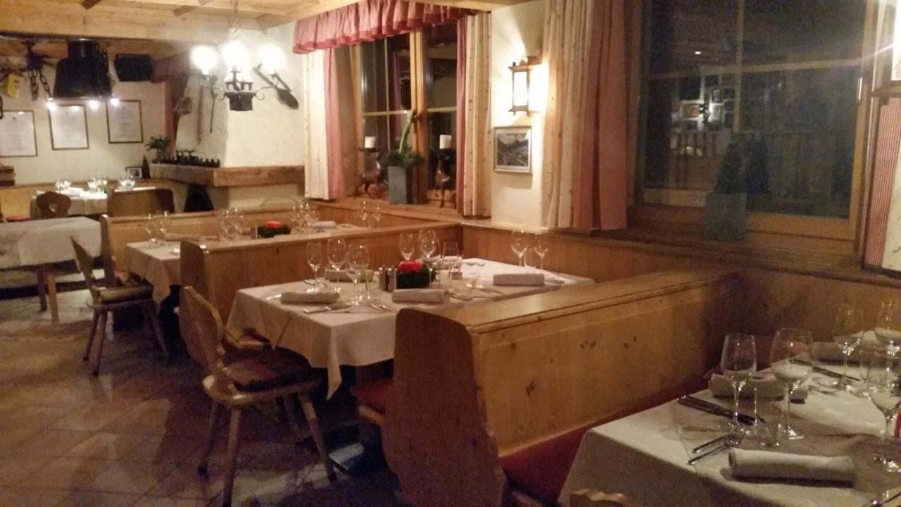 Hotel Garni - Restaurant Kaminstube Sankt Anton am Arlberg Exterior photo