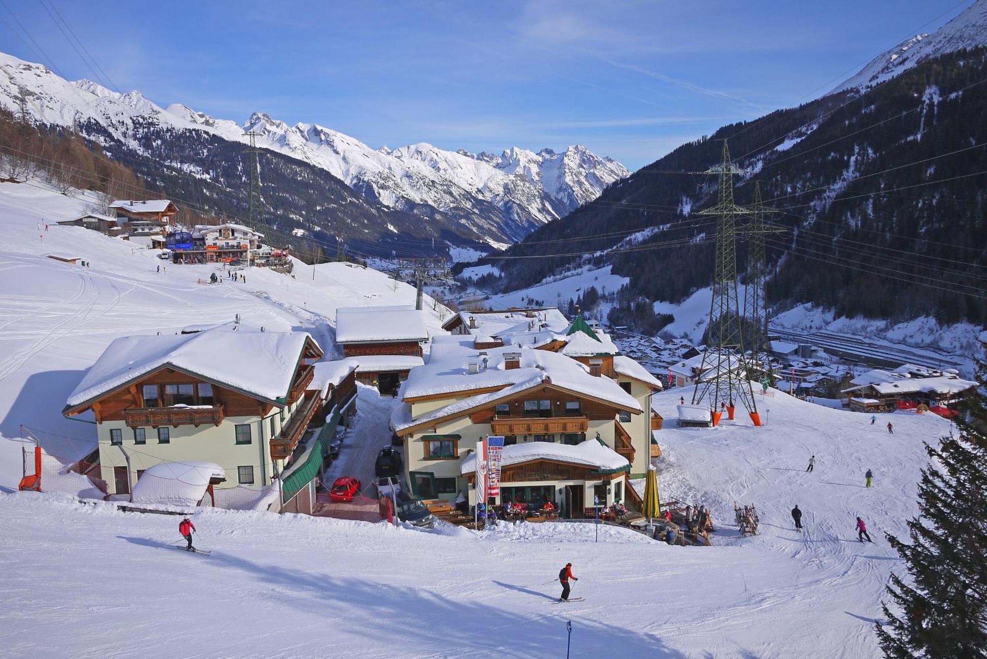Hotel Garni - Restaurant Kaminstube Sankt Anton am Arlberg Exterior photo