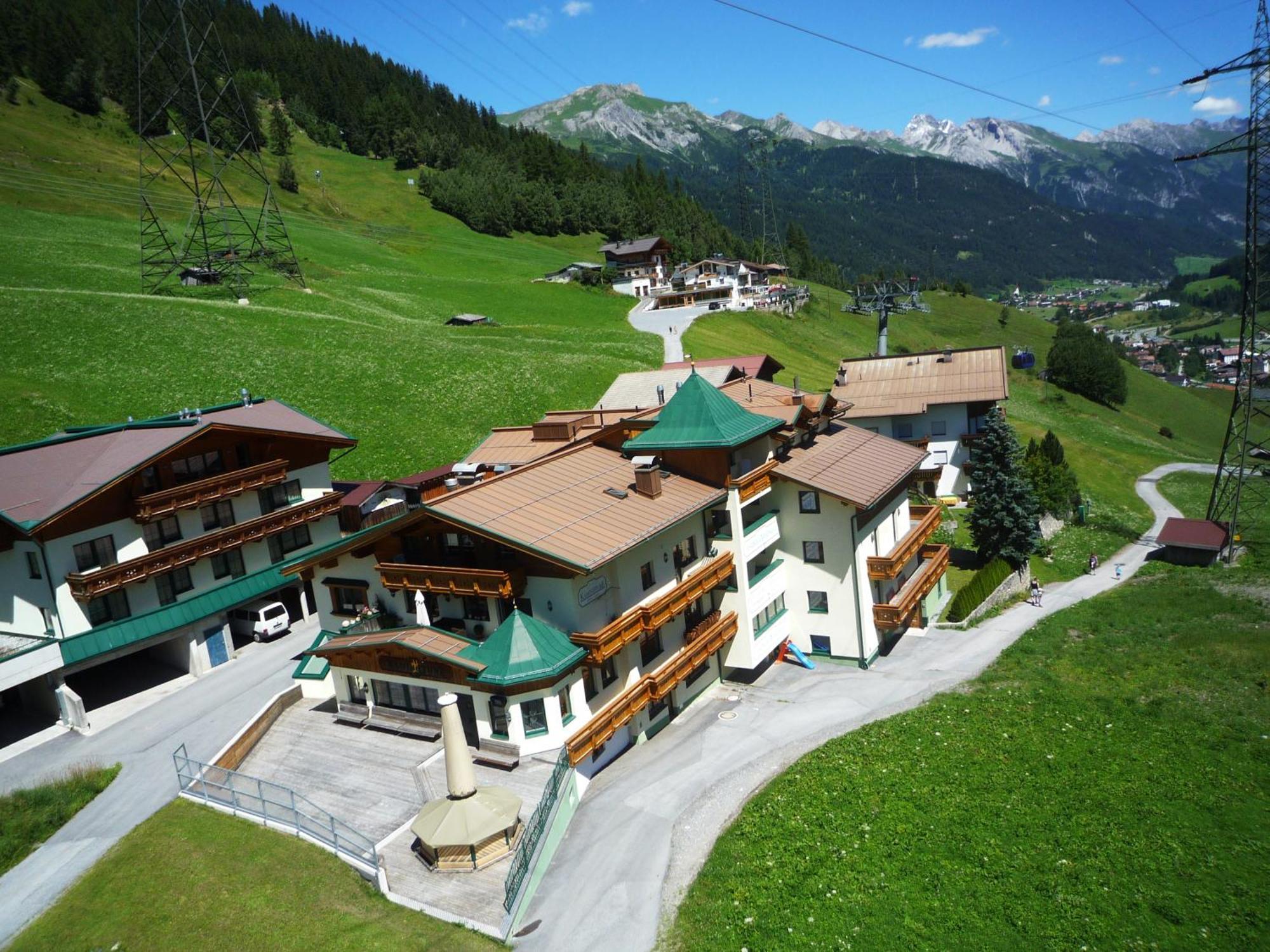 Hotel Garni - Restaurant Kaminstube Sankt Anton am Arlberg Exterior photo