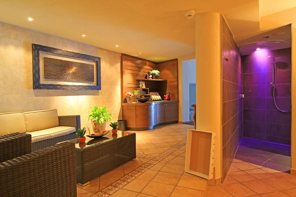 Hotel Garni - Restaurant Kaminstube Sankt Anton am Arlberg Exterior photo